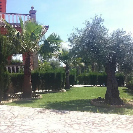 Casa La Colina Con Pista De Padel Country house